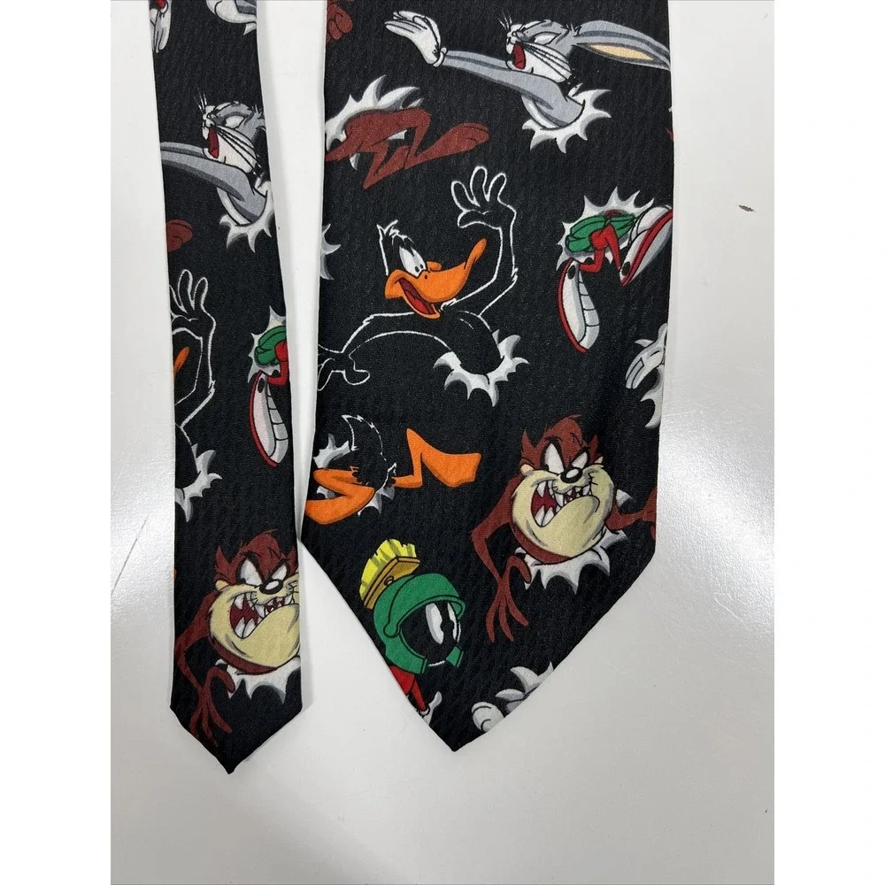 VTG 1995 Looney Tunes 100% Polyester Necktie Bugs Bunny Daffy Duck‎ Tweety Bird